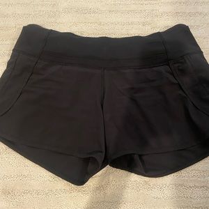 Black lululemon shorts!